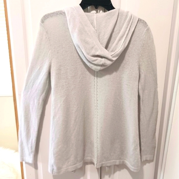 Sutle Luxury Women's 100% Cashemere Light Gray Open Front Cardigan Sz M/L - Picture 4 of 7